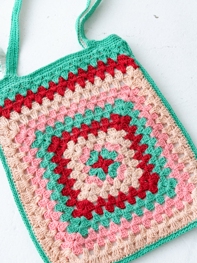 Crochet tote