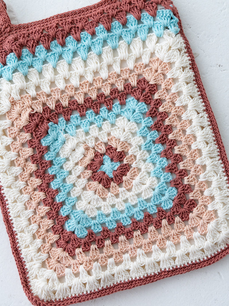 Crochet tote