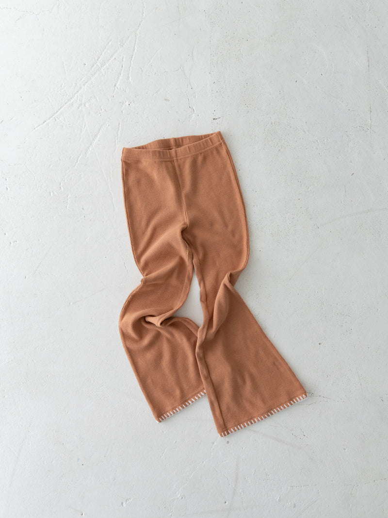Stitch flare pants