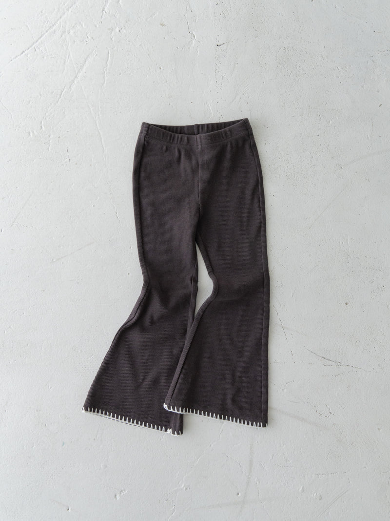 Stitch flare pants