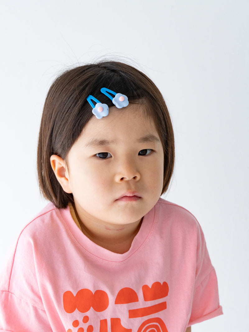 Daisy pin