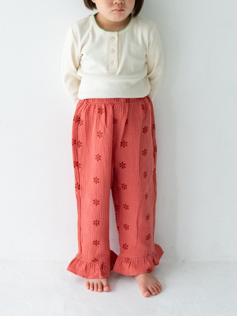 Flower crepe pants