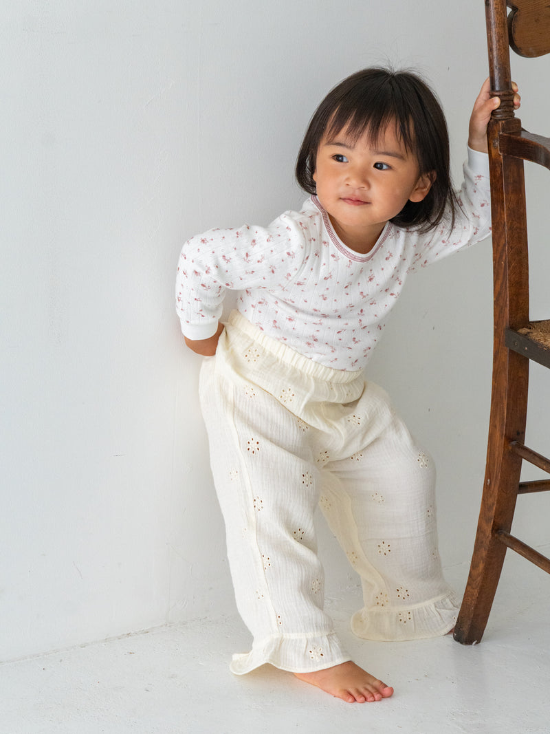 Flower crepe pants